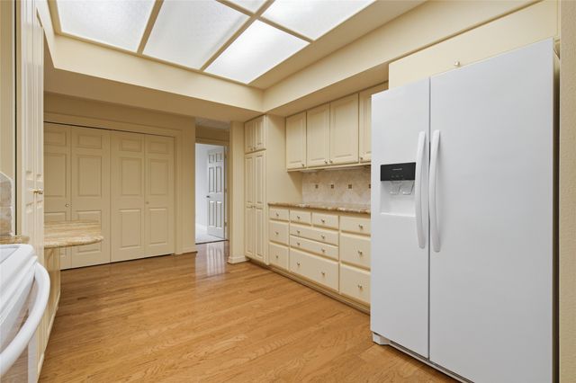 5200 Keller Springs Road 310, Dallas, TX 75248