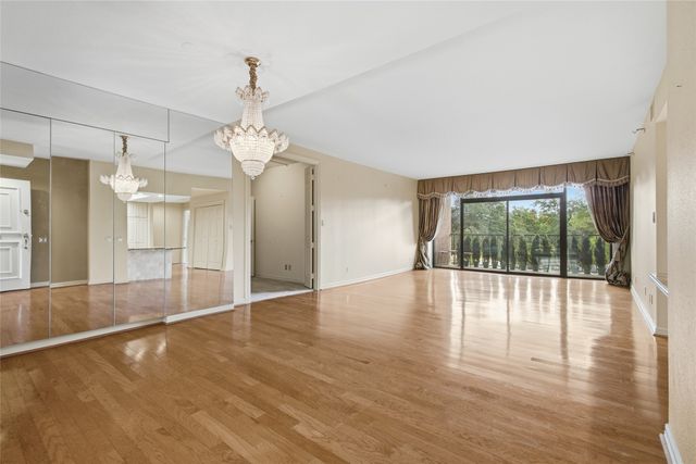 5200 Keller Springs Road 310, Dallas, TX 75248