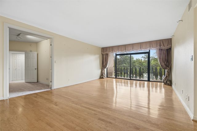 5200 Keller Springs Road 310, Dallas, TX 75248