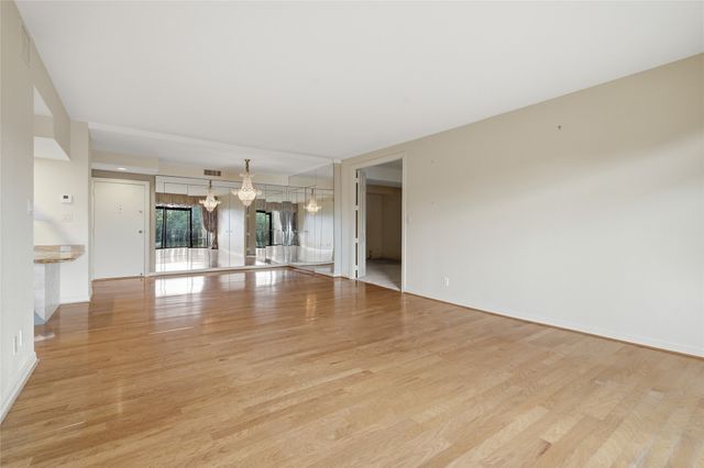 5200 Keller Springs Road 310, Dallas, TX 75248