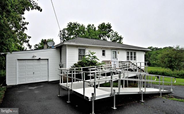 31 ALLEGHENY ST, Boyertown, PA 19512