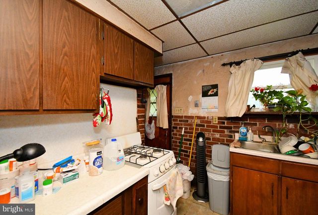 31 ALLEGHENY ST, Boyertown, PA 19512