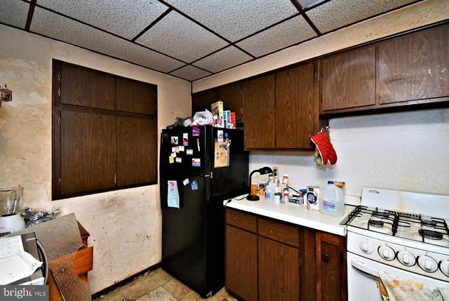 31 ALLEGHENY ST, Boyertown, PA 19512