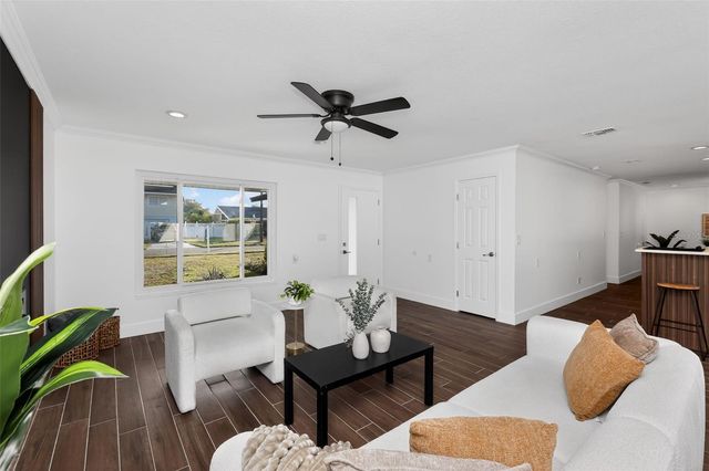 8317 BOXWOOD DRIVE, Tampa, FL 33615