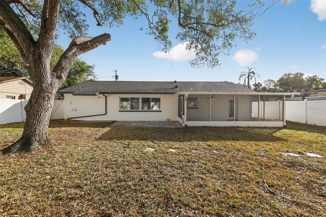 8317 BOXWOOD DRIVE, Tampa, FL 33615