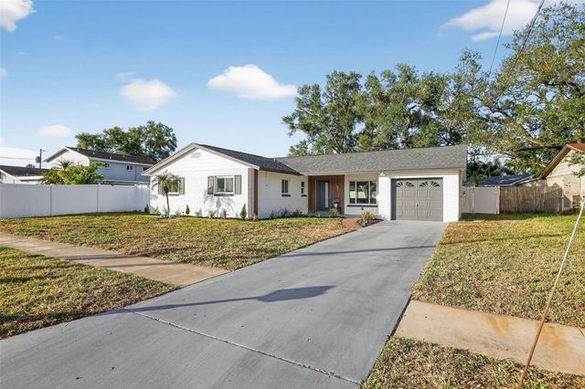 8317 BOXWOOD DRIVE, Tampa, FL 33615