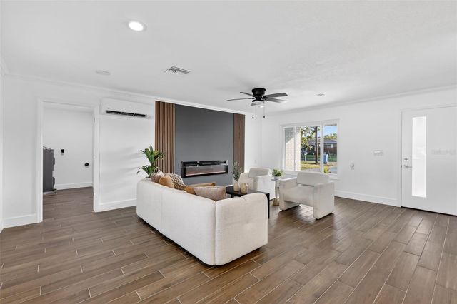 8317 BOXWOOD DRIVE, Tampa, FL 33615