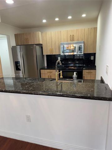 600 NE 36th St 317, Miami, FL 33137