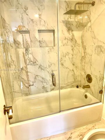 600 NE 36th St 317, Miami, FL 33137