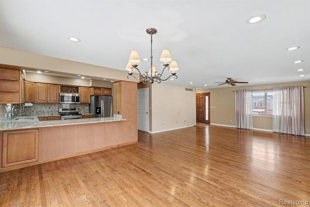 10085 N Hunt Court, Davison, MI 48423