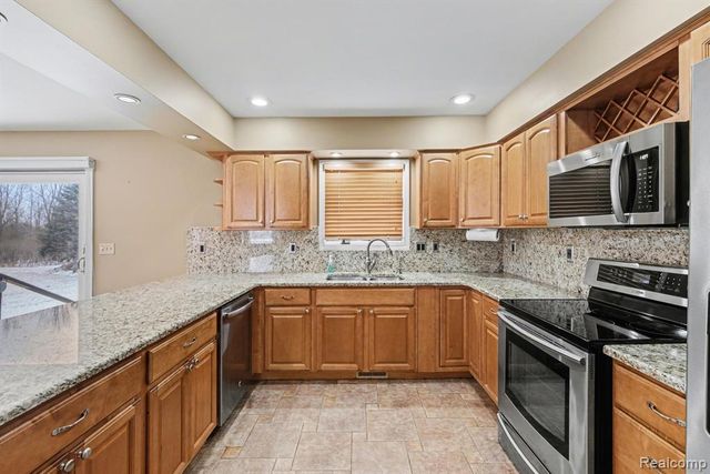 10085 N Hunt Court, Davison, MI 48423