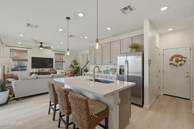 9851 E TAMERY Avenue, Mesa, AZ 85212