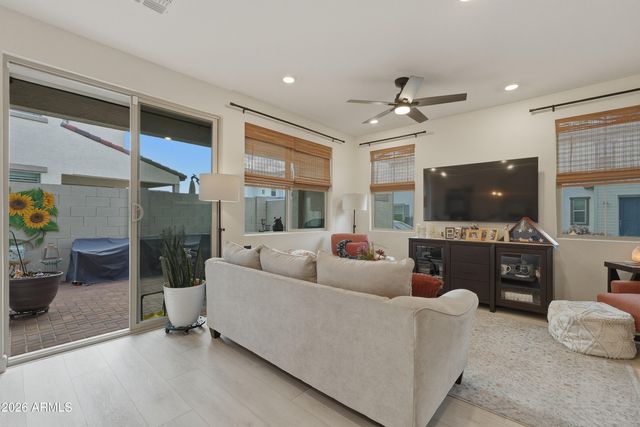 9851 E TAMERY Avenue, Mesa, AZ 85212