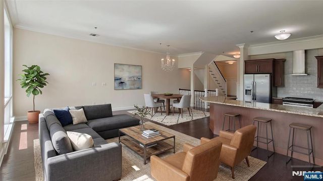 1600 Kaufer Lane 5, Fort Lee, NJ 07024