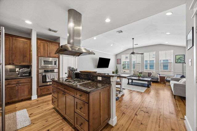 107 Riley Lane, Houston, TX 77003