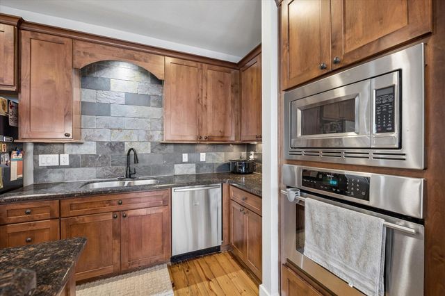 107 Riley Lane, Houston, TX 77003