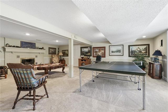 29585 Somerset Road, Paola, KS 66071