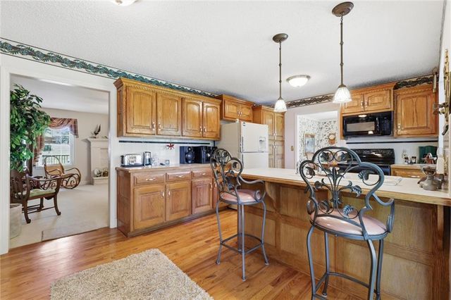 29585 Somerset Road, Paola, KS 66071