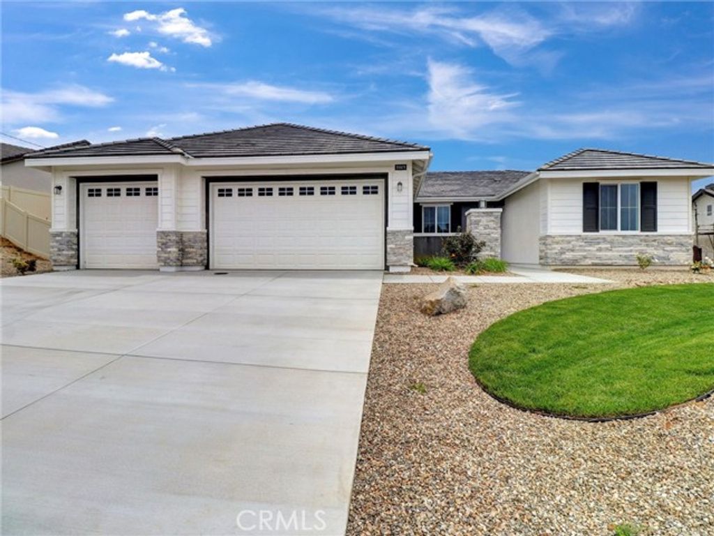 35869 Wildwood Crest Drive, Yucaipa, CA 92399