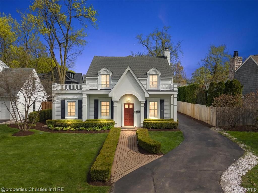 1900 Fairview Street, Birmingham, MI 48009