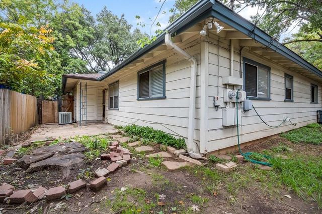 2802 ST EDWARDS CIR B, Austin, TX 78704