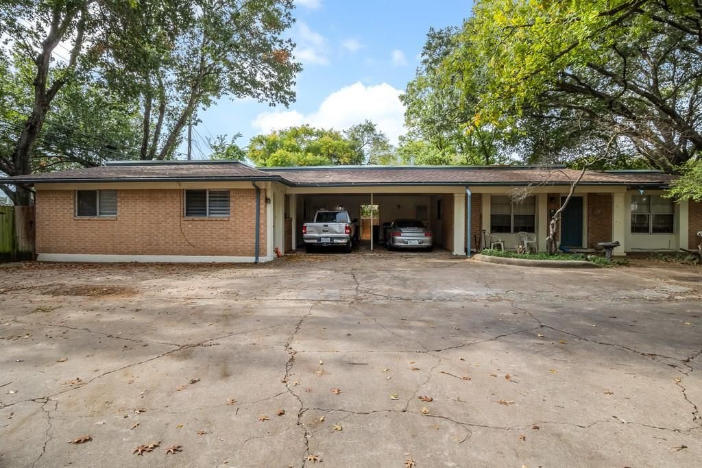 2802 ST EDWARDS CIR B, Austin, TX 78704