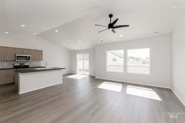 2340 N Iditarod Ave, Kuna, ID 83634