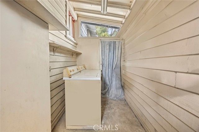 1842 Temple Avenue, Signal Hill, CA 90755