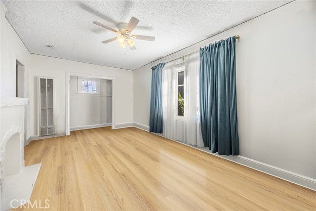 1842 Temple Avenue, Signal Hill, CA 90755