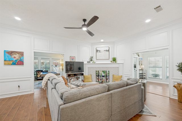 700 Reese Lane, Hurst, TX 76054