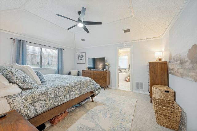700 Reese Lane, Hurst, TX 76054