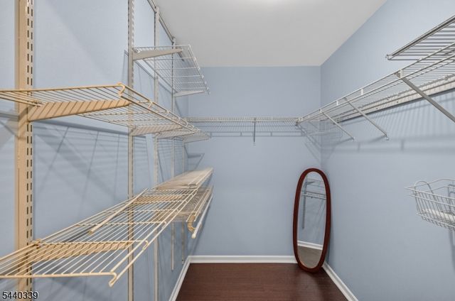 303 Cobblestone Ct, South Brunswick Twp., NJ 08852