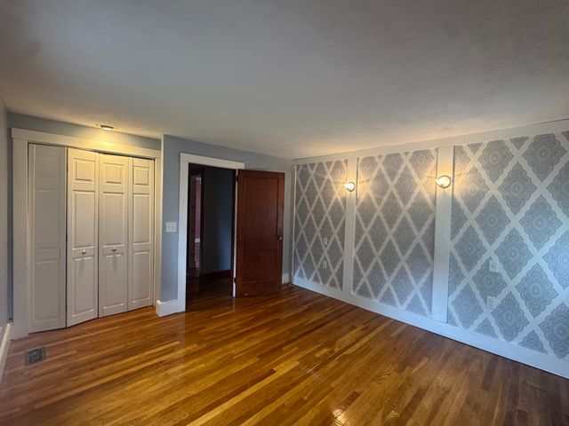 28 Bedford Road, Woburn, MA 01801
