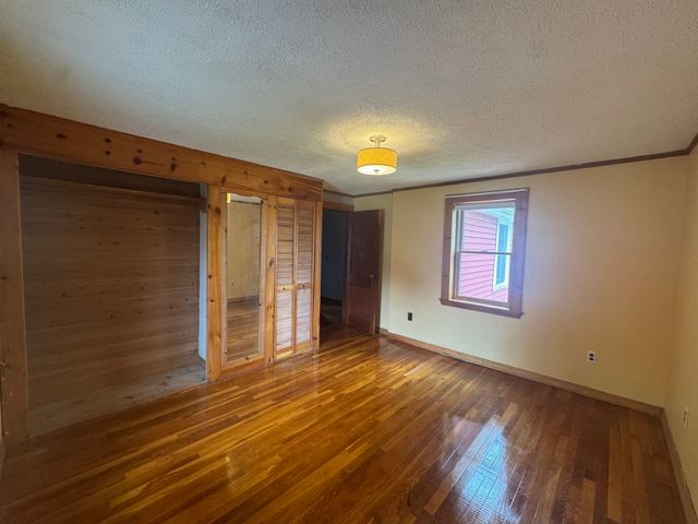 28 Bedford Road, Woburn, MA 01801