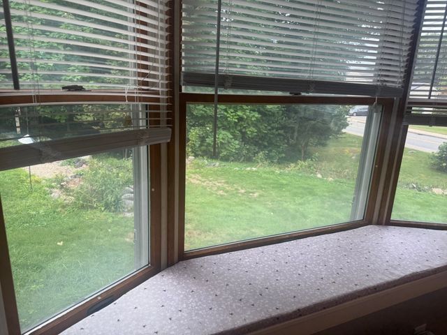28 Bedford Road, Woburn, MA 01801