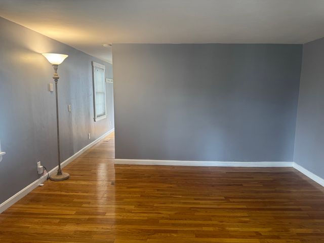 28 Bedford Road, Woburn, MA 01801