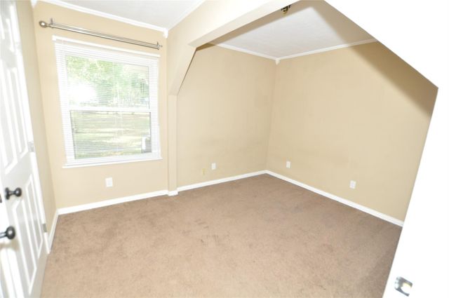 208 Blue Lake Drive, Huffman, TX 77336