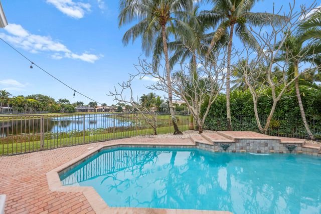 10812 Castle Oak Drive, Boynton Beach, FL 33473