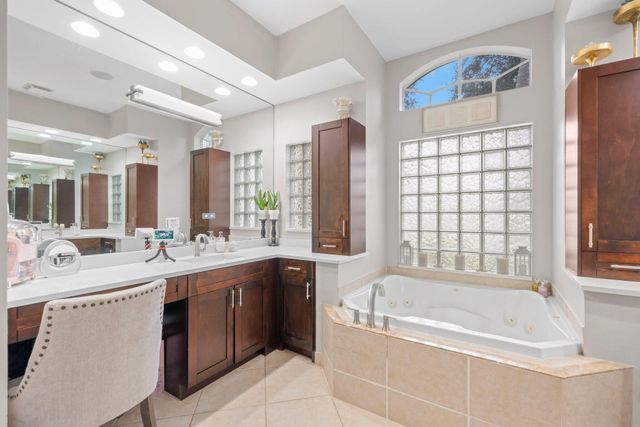 10812 Castle Oak Drive, Boynton Beach, FL 33473