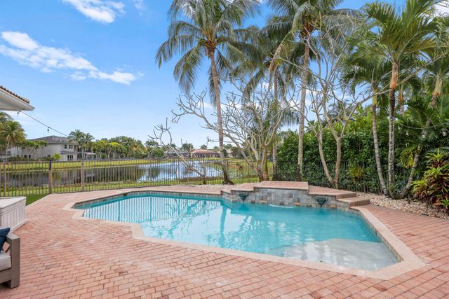 10812 Castle Oak Drive, Boynton Beach, FL 33473