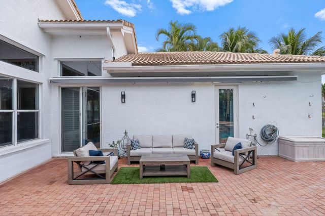 10812 Castle Oak Drive, Boynton Beach, FL 33473