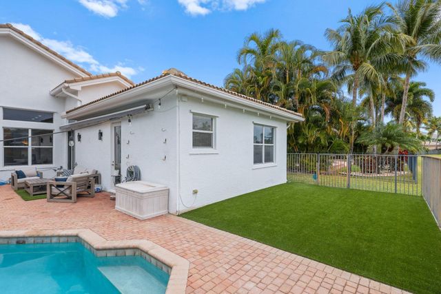 10812 Castle Oak Drive, Boynton Beach, FL 33473