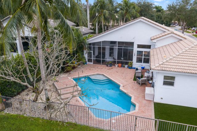 10812 Castle Oak Drive, Boynton Beach, FL 33473
