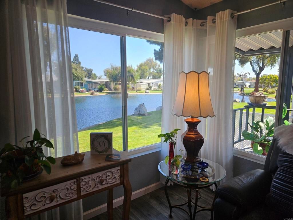 Image 11 of property listing at 276 N El Camino Real 104, Oceanside, CA 92058