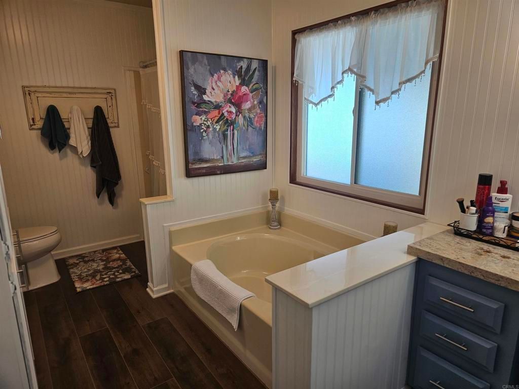 Image 15 of property listing at 276 N El Camino Real 104, Oceanside, CA 92058