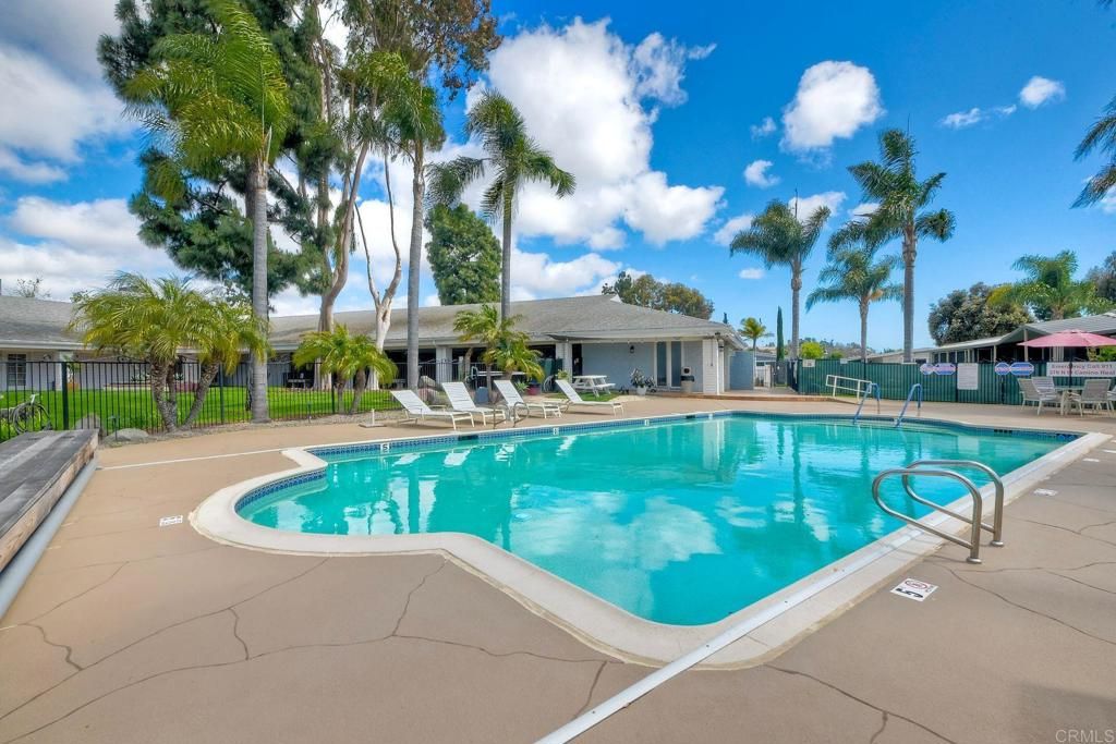 Image 26 of property listing at 276 N El Camino Real 104, Oceanside, CA 92058