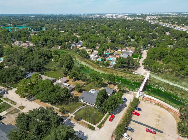 15302 Jersey Drive, Jersey Village, TX 77040