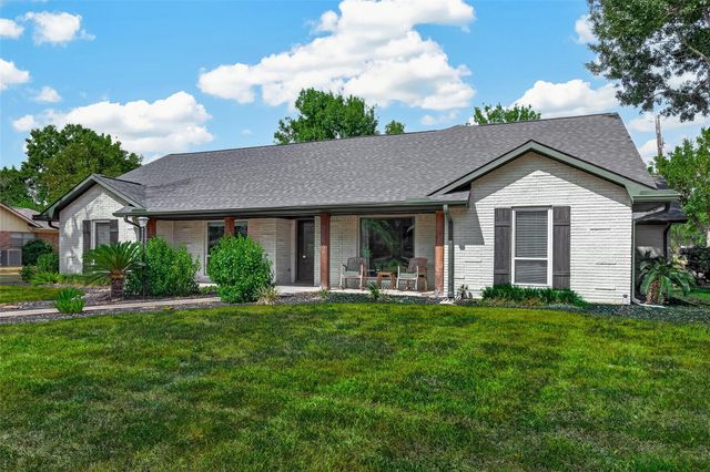 15302 Jersey Drive, Jersey Village, TX 77040