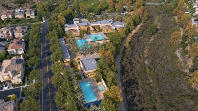 61 Iluna, Irvine, CA 92618