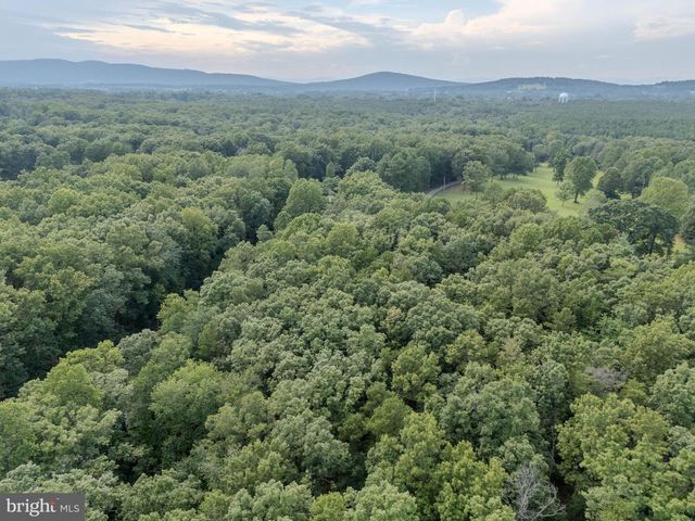 14 HANBACK RD, Gordonsville, VA 22942